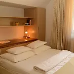 Park - Adults Only Bed and breakfast